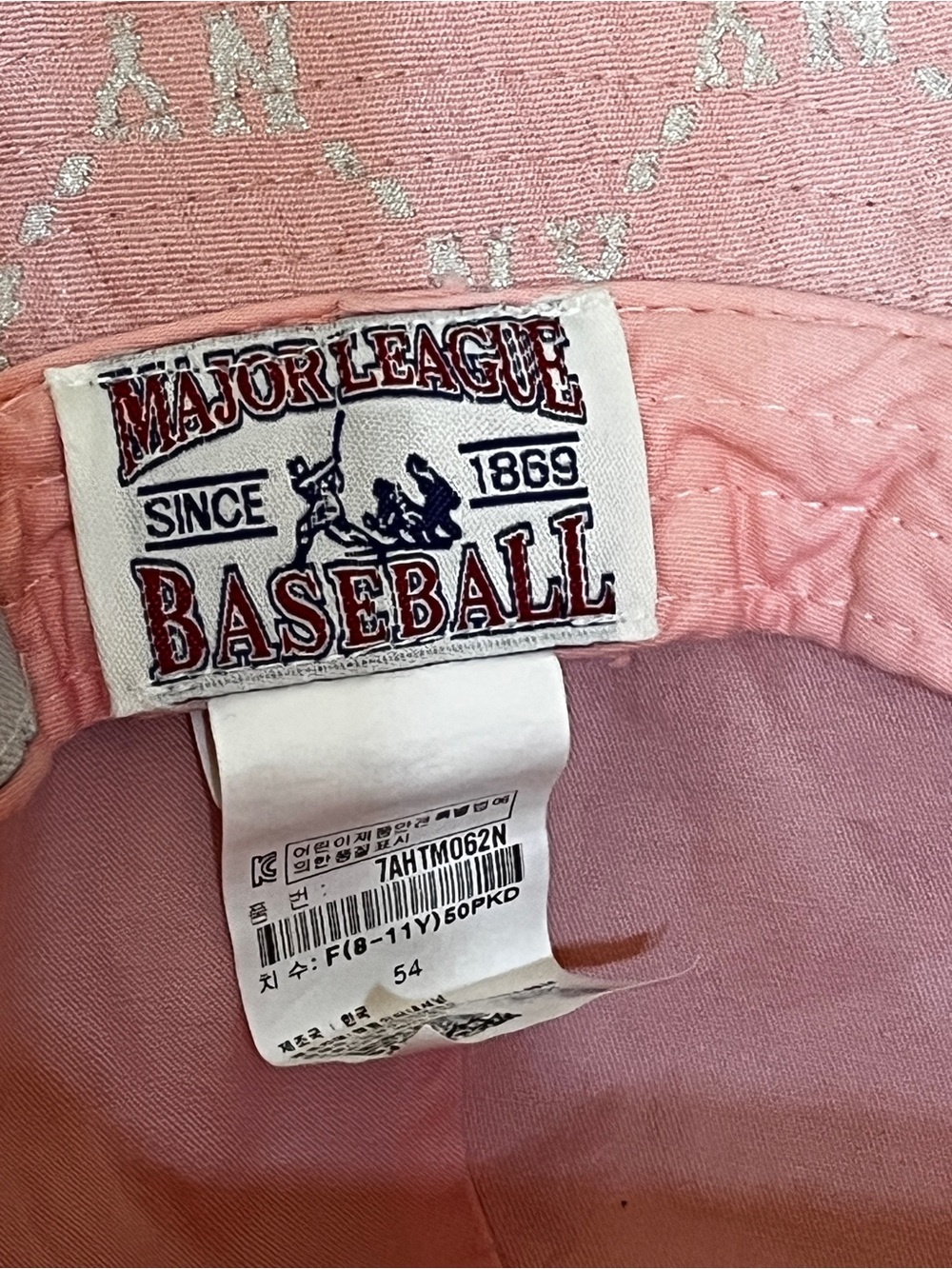 Like New, 100% Cotton Pink NY Logo girls Bucket Hat MLB Major League Baseball - Picture 6 of 9